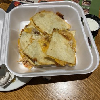 Chili's - quesadillas in a styrofoam container - Bars Near Me - Lilburn, Georgia Chili's - quesadillas in a styrofoam container - Bars Near Me - Lilburn, Georgia