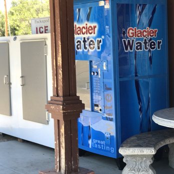 Oak Shores Malt Shop - They have water and ice! - Grocery Near Me - Campo, California