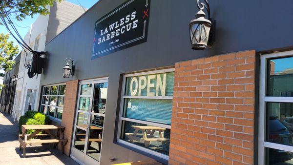 Lawless Barbecue by null