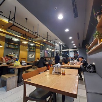 Hey Noodles - Interior decor. - Noodles Near Me - Scarborough, Ontario