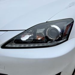 Showroom Service - Post headlight restoration and amazing outside detailing