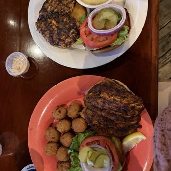 Schooners - Grouper sandwich and jerked chicken sandwich - Seafood Near Me - Panama City Beach, Florida Schooners - Grouper sandwich and jerked chicken sandwich - Seafood Near Me - Panama City Beach, Florida