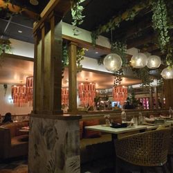 Casa Santa - Dining area
