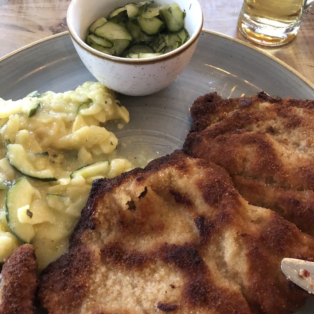 Schnitzelei Mitte - Veal schnitzel with potato cucumber salad, the best! - Schnitzel Near Me - Berlin, BE Schnitzelei Mitte - Veal schnitzel with potato cucumber salad, the best! - Schnitzel Near Me - Berlin, BE