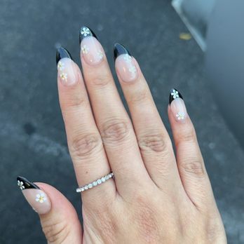 Strawberry Nails - Gelx set - Nail Salons Near Me - San Jose, California Strawberry Nails - Gelx set - Nail Salons Near Me - San Jose, California