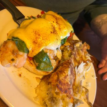 Victorian Cafe - The Big Easy Benedict - Breakfast & Brunch Near Me - Bend, Oregon