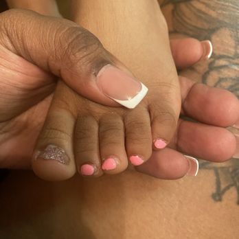 Mindy Nails - Nail Salons Near Me - Calumet City, Illinois