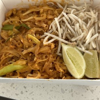 55 Thai Kitchen - Pad Thai - Thai Near Me - San Diego, California 55 Thai Kitchen - Pad Thai - Thai Near Me - San Diego, California