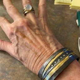 Bracelet that complelments my ring