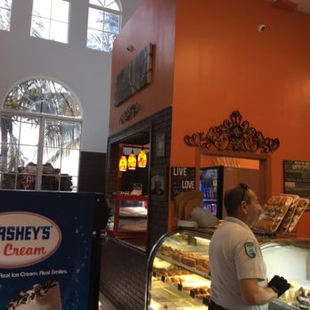 Havanas Bakery Cafe - Inside - Bakeries Near Me - Florida City, Florida