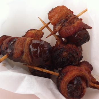 Barcelona OntheGo - Bacon wrapped dates! - Spanish Near Me Barcelona OntheGo - Bacon wrapped dates! - Spanish Near Me