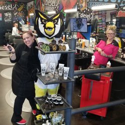 Diesel Barbershop Winghaven - Hoot.  The O'Fallon Hoots Baseball teams Mascot