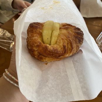 Izzio Bakery - Apple - Bakeries Near Me - Denver, Colorado
