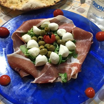 Est Est Est - Mozzarella and ham appetizer - Roman Near Me - Rome, RM Est Est Est - Mozzarella and ham appetizer - Roman Near Me - Rome, RM