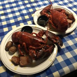 Advertised "Fresh Cold Water Lobsters flown in from Maine with all the fixins." Seriously this is 'ALL the fixins.' WASTE OF MONEY!