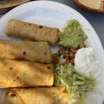 Calle Tepa - Mini Chimis (6) - Mexican Near Me - Tucson, Arizona