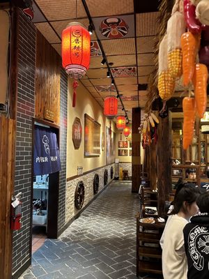 Chun La Hao Chong Qing Hot Pot by null