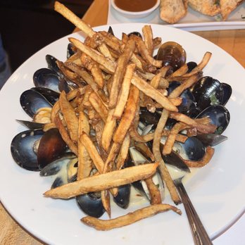 The Abbey - Mussels really plump and good the sauce was great. - New American Near Me - Brookline, Massachusetts