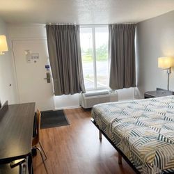 Motel 6 - Motel Troy OH single