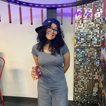 Viking Axe Throwing - My daughter enjoyed herself therefore I'm a happy dad!!! - Axe Throwing Near Me - Grand Prairie, Texas