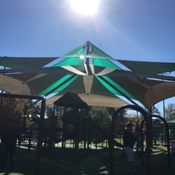 Love the sun shade!