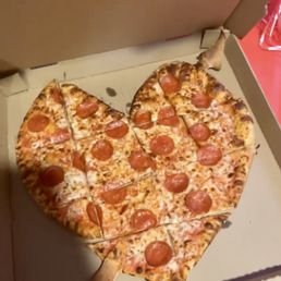 WE LOVE JOEYS PIZZA!! Their pizza is always so flavorful and the customer service is always sooooo amazing!! WE LOVE JOEYS PIZZA!! Their pizza is always so flavorful and the customer service is always sooooo amazing!!