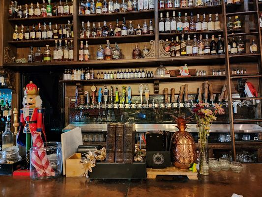 Apothecary 330 - A Cocktail Bar by null