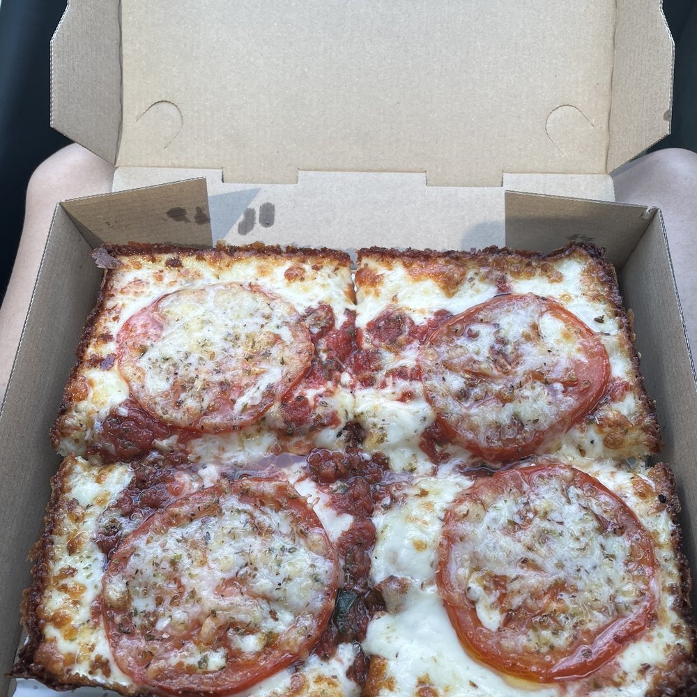Fuji & Vi's - Margherita Pizza - Pizza Near Me - Pasadena, California Fuji & Vi's - Margherita Pizza - Pizza Near Me - Pasadena, California
