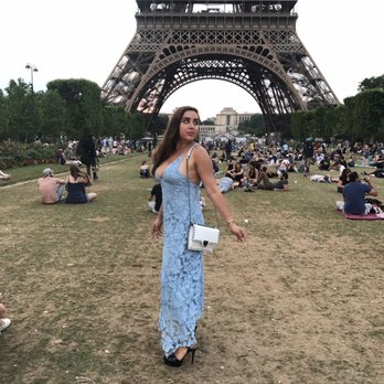 La Tour Eiffel - Too many people in my Eiffel Tower pictures  but it is so pretty - Landmarks & Historical Buildings Near Me - Paris, 75