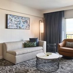 Courtyard by Marriott Los Angeles Sherman Oaks