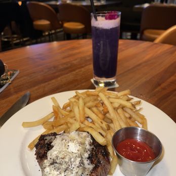Earls Kitchen + Bar - Steak Frites - New American Near Me - Boston, Massachusetts Earls Kitchen + Bar - Steak Frites - New American Near Me - Boston, Massachusetts