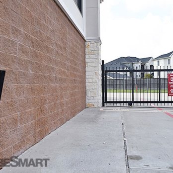 CubeSmart Self Storage - Self Storage Near Me - Humble, Texas CubeSmart Self Storage - Self Storage Near Me - Humble, Texas