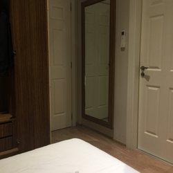 Hotel Roma Vaticano - Nice clean room.
