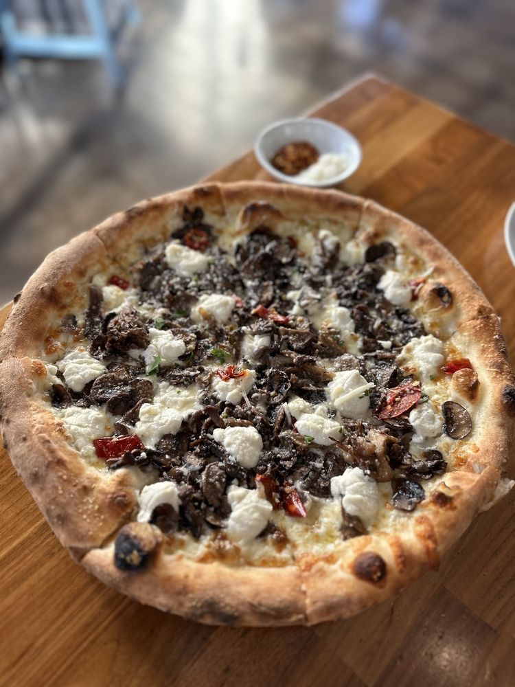 Tribute Pizza
