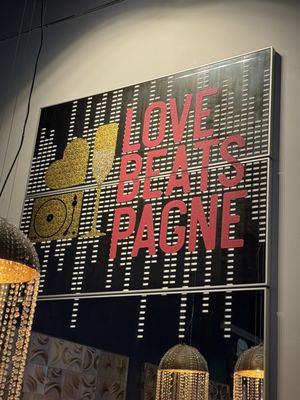 Love Beats Pagne - Bubble Bar (formerly House of Pagne) by null