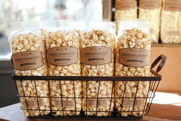 Miss Hannahs Gourmet Popcorn by null