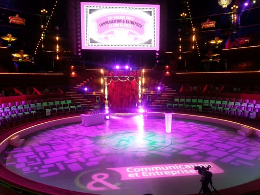 Cirque d'Hiver Bouglione by null