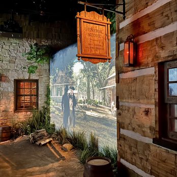 Evan Williams Bourbon Experience - Tours Near Me - Louisville, Kentucky