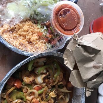 El Veracruz Mexican Restaurant - Shrimp Fajitas - Mexican Near Me - Pineville, North Carolina El Veracruz Mexican Restaurant - Shrimp Fajitas - Mexican Near Me - Pineville, North Carolina