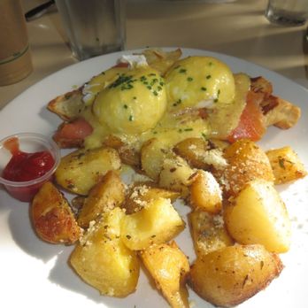 Red House Cafe - smoked salmon benedict - Breakfast & Brunch Near Me - Pacific Grove, California Red House Cafe - smoked salmon benedict - Breakfast & Brunch Near Me - Pacific Grove, California