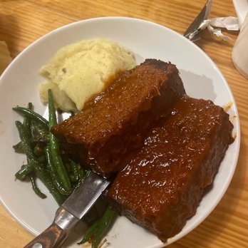 Boxcar - Vegan meatloaf with garlic mashed potatoes and green beans. - New American Near Me - Atlanta, Georgia Boxcar - Vegan meatloaf with garlic mashed potatoes and green beans. - New American Near Me - Atlanta, Georgia