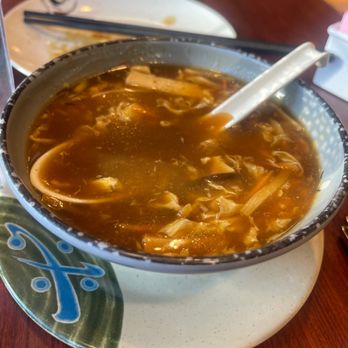 Dumpling House - B4. Hot and Sour Soup - Noodles Near Me - Cambridge, Massachusetts