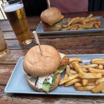 Mr Edward's Alehouse & Kitchen - Pub Food Near Me - Brisbane, QLD Mr Edward's Alehouse & Kitchen - Pub Food Near Me - Brisbane, QLD