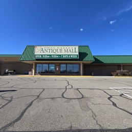Exterior outside entrance of Ohio Valley Antique Mall - Exterior - Fairfield, Ohio Exterior outside entrance of Ohio Valley Antique Mall - Exterior - Fairfield, Ohio