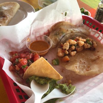 Tabasco - Shrimp tacos - Beach Bars Near Me - Cabo San Lucas, BCS