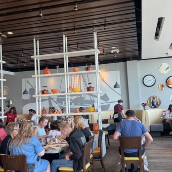 De Dutch - Breakfast & Brunch Near Me - Vancouver, British Columbia De Dutch - Breakfast & Brunch Near Me - Vancouver, British Columbia