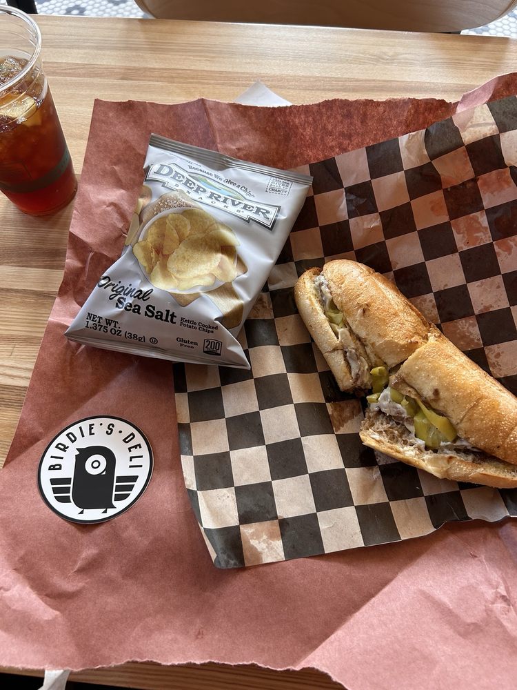 Food from Birdie's Deli