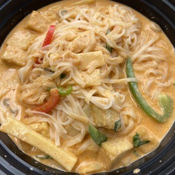 Thai Spoon - Curry Noodle with tofu - Thai Near Me - Ann Arbor, Michigan