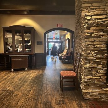 Summit House - Hall way - Steakhouses Near Me - Fullerton, California Summit House - Hall way - Steakhouses Near Me - Fullerton, California