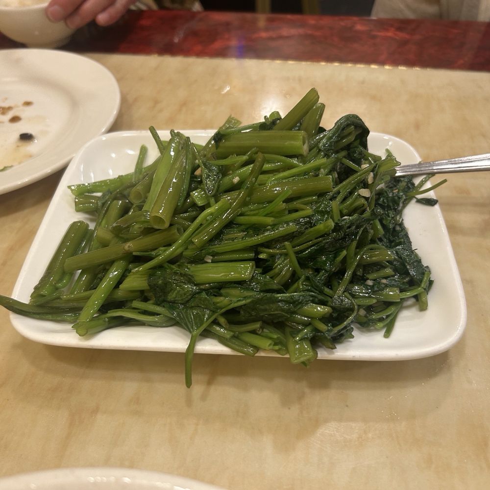Lobster King - Garlic Ong Choy - Seafood Near Me - Honolulu, Hawaii Lobster King - Garlic Ong Choy - Seafood Near Me - Honolulu, Hawaii